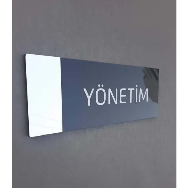 Aynalı Klasik Seri Yönetim Kapı Isimliği
